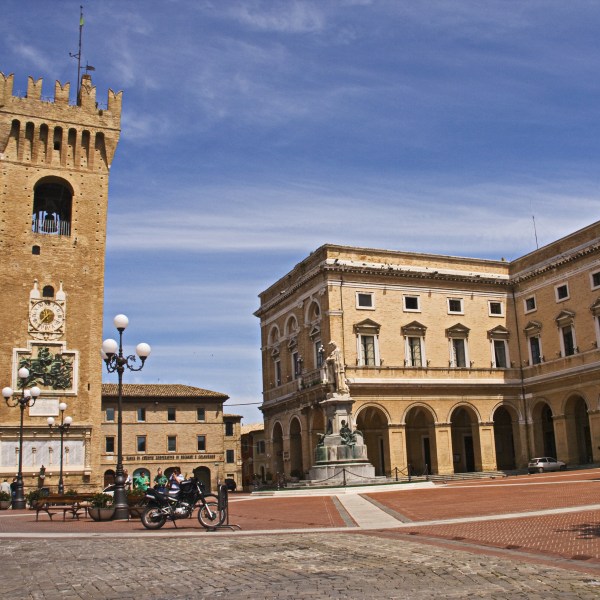 Short stay di primavera: la cultura su due ruote